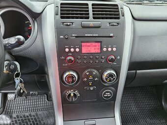 Suzuki Grand Vitara 1.9 DDiS JLX-EL - 10