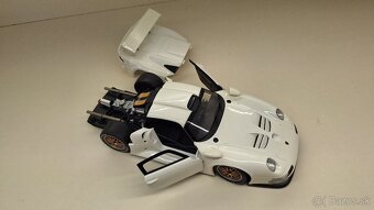 1:18 PORSCHE 911 GT1 - 10