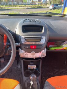 Toyota Aygo 2012 1.0 na predaj - 10