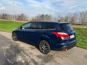 Ford Focus Combi 2.0 TDCi DPF TITANIUM - 10