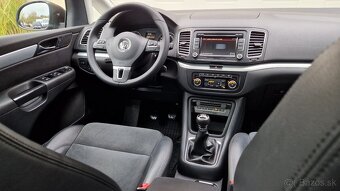 VW Sharan 2.0 TDI 4x4 Highline, xenóny - 10