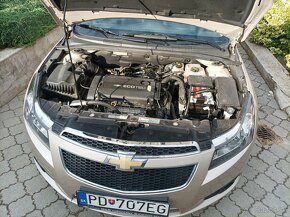 Predám Chevrolet Cruze - 10