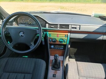 Mercedes E300D W124 - 10