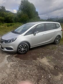 Opel Zafira Tourer - 10