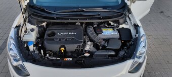 Hyundai i30 1.6crdi - 10