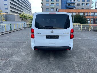 Prenajom 9 miestneho vozidla TOYOTA PROACE - 10