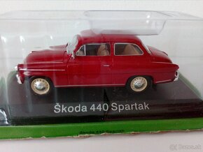 Predám modely škoda 1203 a ine 1:43. - 10