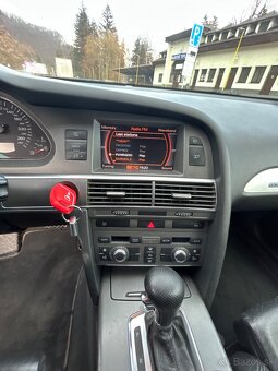 AUDI A6 Avant 3.0TDI - 10