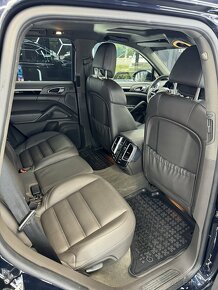 Porsche Cayenne S 4.2 8V Diesel II FL - 10