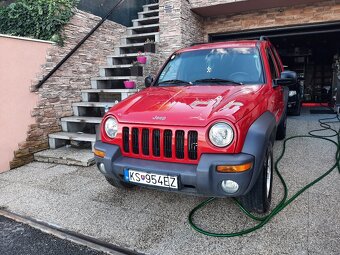 Jeep cherokke KJ liberty 2,5 CRD - 10