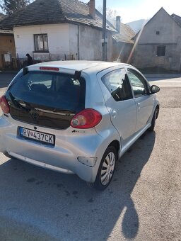 Toyota aygo 1.4 HDI - 10