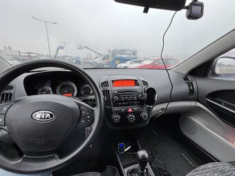 Kia Cee´d 1.4 - 10