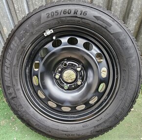 Orig.zimná sada VW - 5x112 r16 + Michelin 205/60 r16 - 10