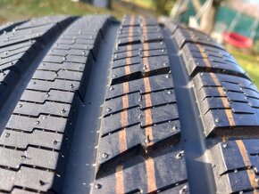 215/55 r18 zimne pneumatiky - 10