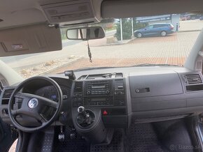 Volkswagen Caravelle 2.5TDI 96kw 4x4 Long 9-místní Rok 2008 - 10