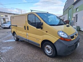 RENAULT TRAFIC 1,9DCI - 10