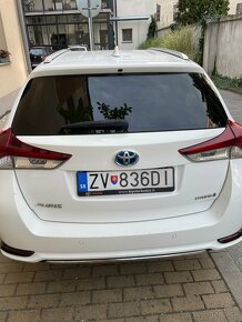 Toyota Auris Touring Sports 1.8 I VVT-i HybridSD - 10