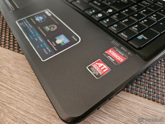 Asus N61D 16" - 10