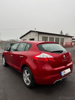 Renault megane III - 10