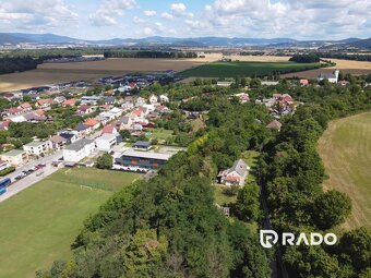 RADO | Rodinný dom s pozemkom 1100m2 a s krásnym výhľadom, H - 10