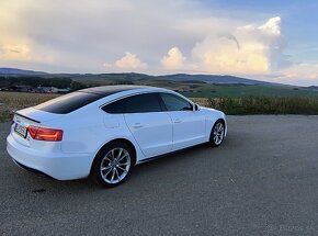 Predám Audi A5 3x sline 2.0 TDI 140kw dsg 185000km - 10