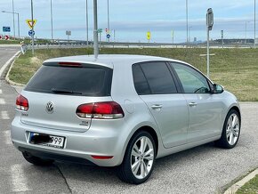 VOLKSWAGEN GOLF 6 1,6 tdi 77 kw CAYC HIGHLINE TOP STAV - 10