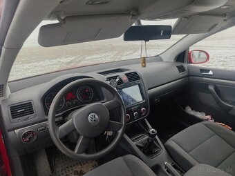 Volkswagen Golf V 1.9TDI - 10