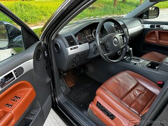 Volkswagen Touareg 3,0 TDI V6 A/T - 10