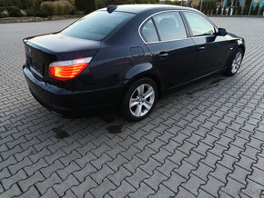 BMW e60 3.0i Benzín Sporty, výhřev, kafas, dynamic xenon - 10