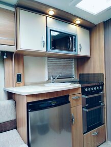 Celoroční karavan SWIFT  CONQUEROR 570 r.v 2012  ALDE - 10