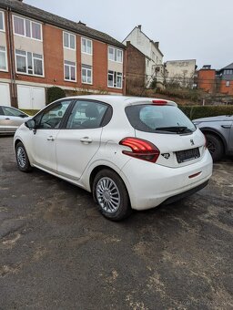 Peugeot 208 1.2 PureTech – TOP stav - 10