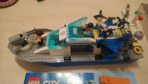 Predám Lego 60277 Policajný hliadkový čln, kompletné,.... - 10