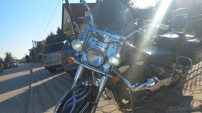 Suzuki Intruder 1500 - 10