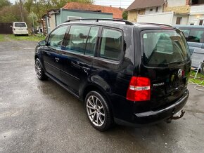 VW Touran 1,9tdi 77KW,digi klima,nová STK - 10