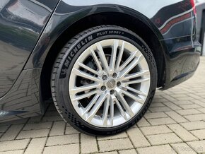 Audi A6 Avant 3.0 tdi Quattro S line - 10