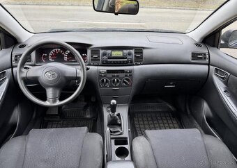 Toyota Corolla 1,4 VVT-i 16v TAŽNÉ NOVÁ STK benzín manuál - 10