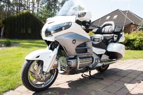 Honda Goldwing GL1800 - 10