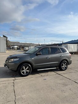 Hyundai Santa Fe - 10