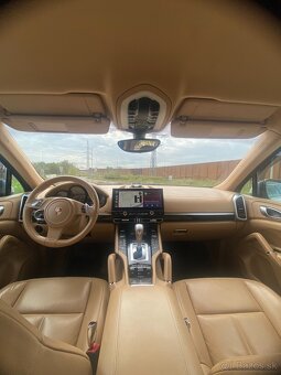 PORSCHE CAYENNE II. (958/92A) 3,0TDI - 10