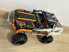 Predavam zbierku Lego Technic - 10