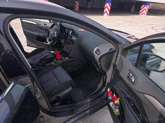 Citroen C4 1.6HDI - 10