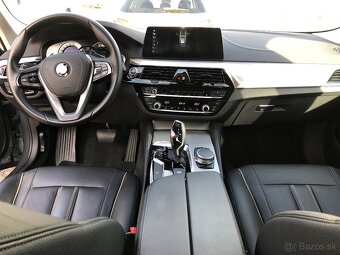 BMW 520d Touring Luxury Line - 10