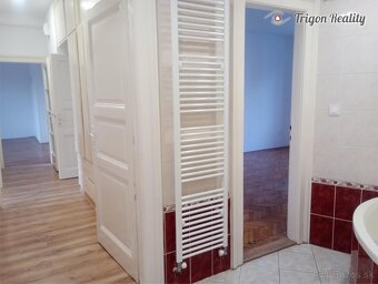 3 izbový byt / kancelária 105 m2 centrum - Komárno - 10