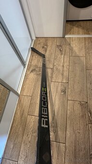 Hokejky CCM a BAUER - 10