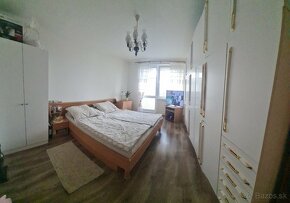Príjemný, veľkometrážny 3-izbový byt na ulici Nová Ves - 10