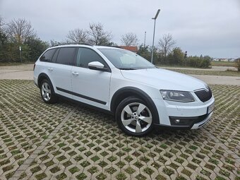 Škoda Octavia Scout 2.0TDI DSG - 10