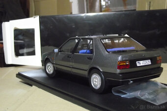 1:18 Fiat Croma - 10