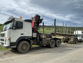 Predám lesovoz Volvo FM13  440 manuál 6x6 Euro 3 - 10