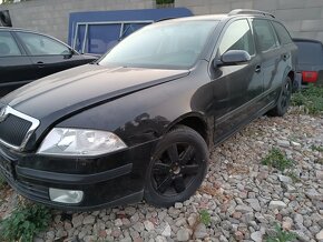 šKODA   OCTAVIA  COMBI  2 TDI - rozpredám - 10