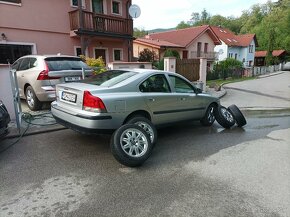 Volvo S60 D5 - 10